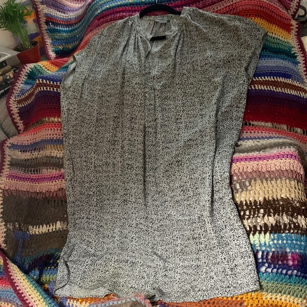 Vince loose fitting silk tunic dress, grey and black bubbles, Large